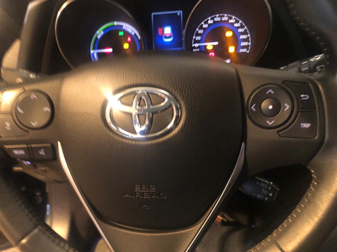 Toyota Auris 1,8 Hybrid H2 Comfort 136HK 5d Aut.